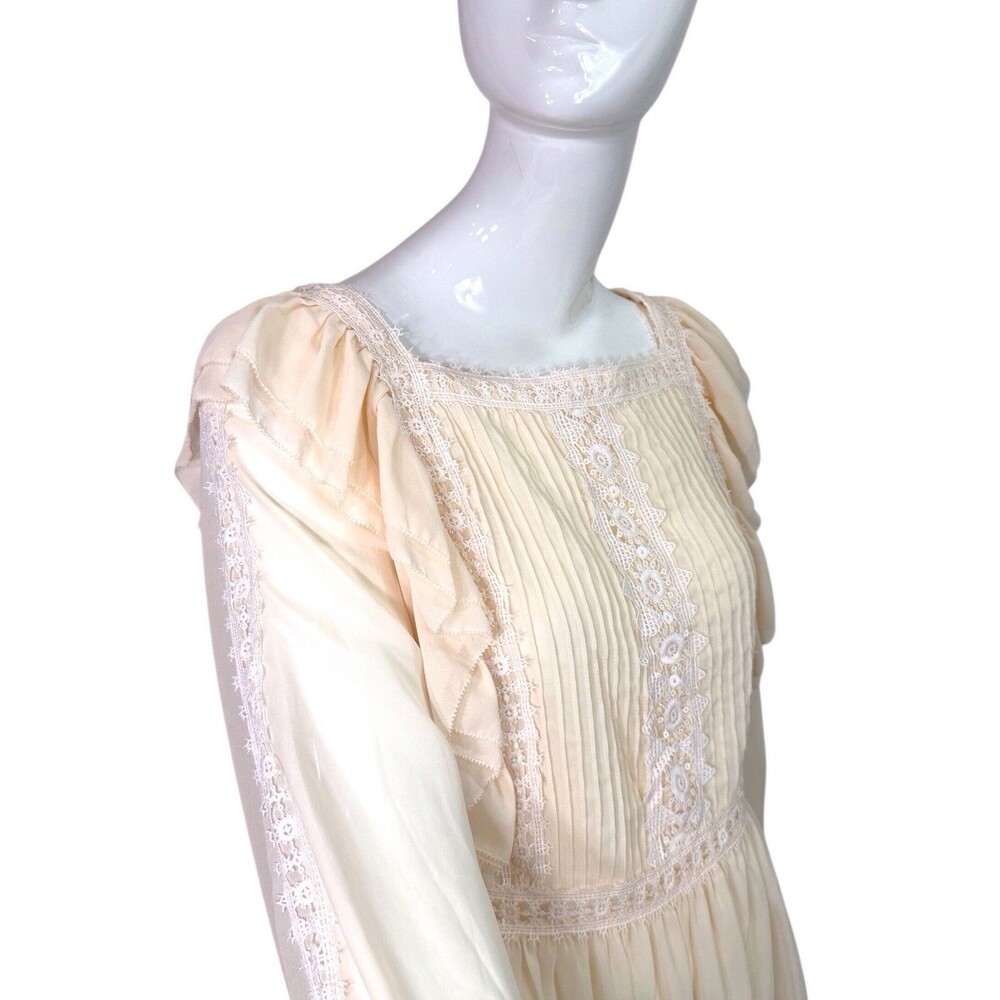 Stellah Large Romantic BOHO Lace Fairytale Detailed Fluttery Ivory Blouse Women - Picture 4 of 16